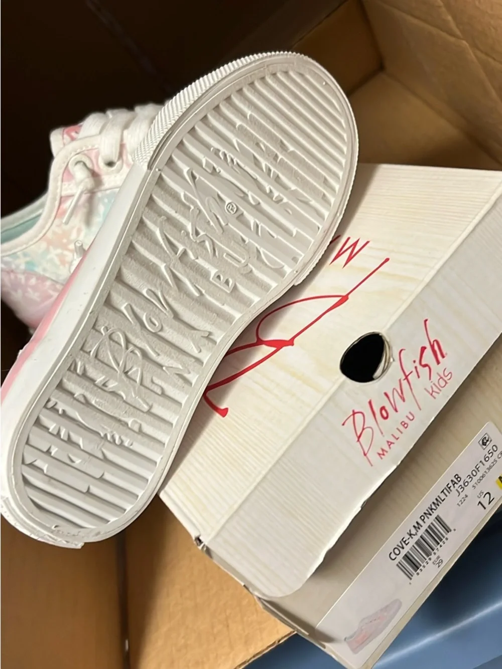 Malibu Floral No-Tie Girl Sneakers in Pastel Mint and Pink Size 12